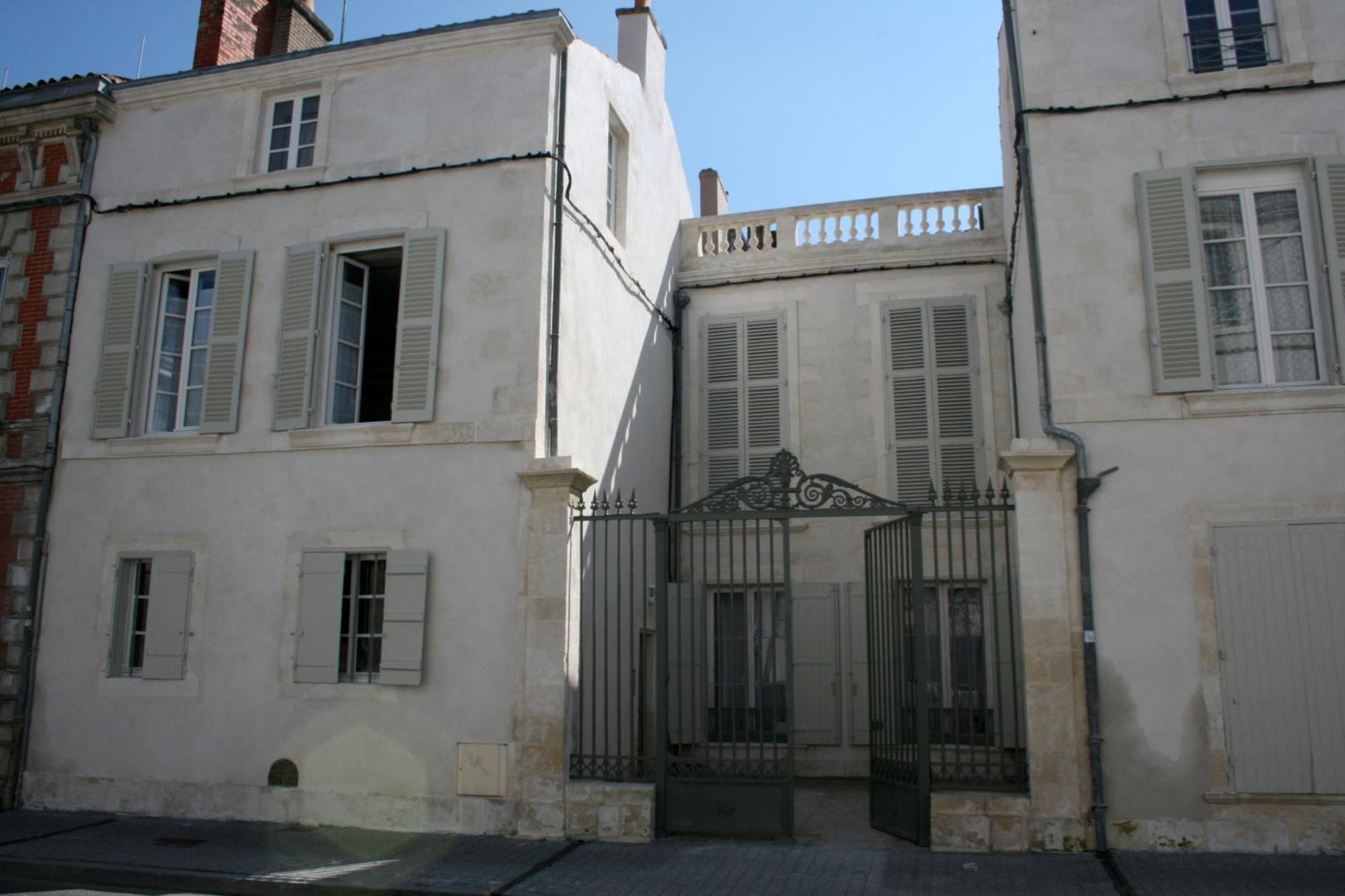 Loft De La Plage Concurrence La Rochelle  Luaran gambar